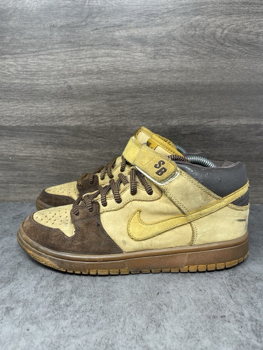 Nike SB Dunk Mid Wheat Bronze Size 6.5 Mens 8 Womens Vintage 2006 314383-771